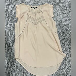 Tan capped sleeve top - size M